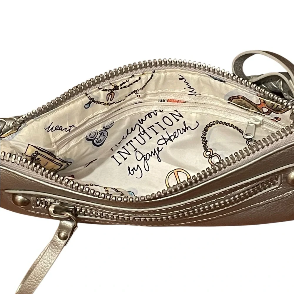 Silver covertable crossbody bag‎